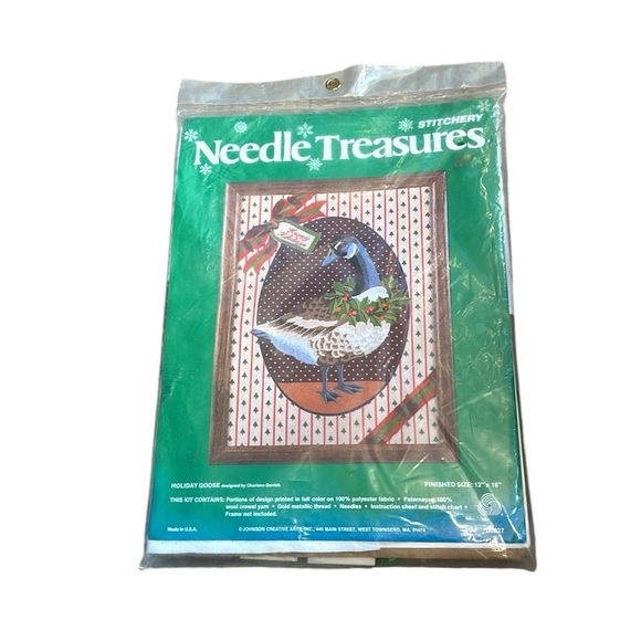 Festive Goose Wall Art with Brown Frame - Picture 2 of 4